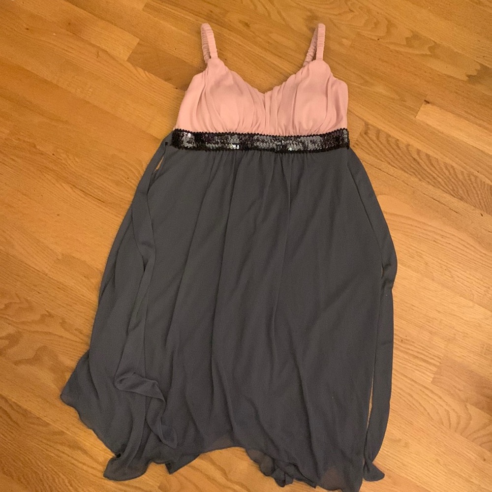 Pink and grey polyester dress